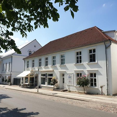 Dts Appartements Putbus Exterior photo